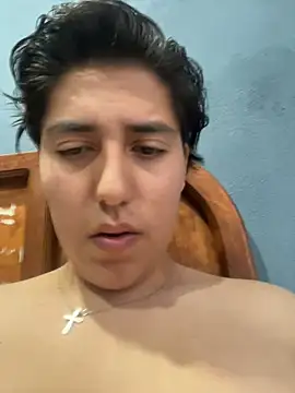 amartinezszz online show from March 30, 4:52 pm