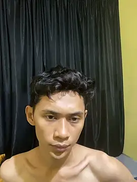 kuzuuuu online show from May 11, 6:38 pm