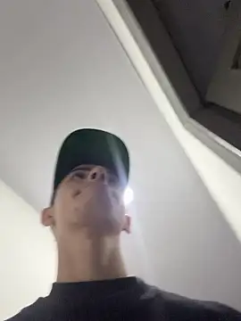 SebastianReed  online show from June 22, 3:57 am