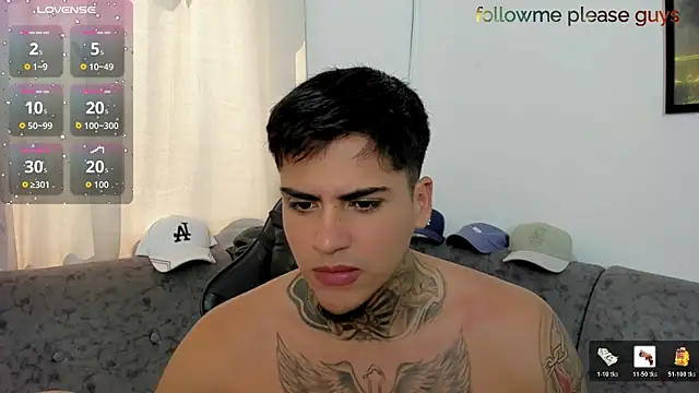 sweetlatinoboy online show from July 6, 3:03 pm
