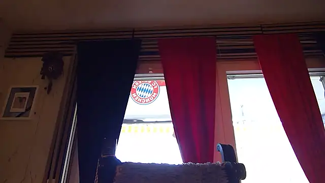 olddadd online show from April 17, 6:27 am