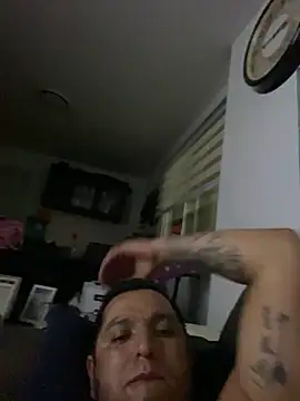HOTB0Y18 online show from May 8, 10:16 am