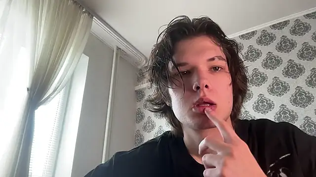 tomasdickpick online show from June 10, 9:11 am