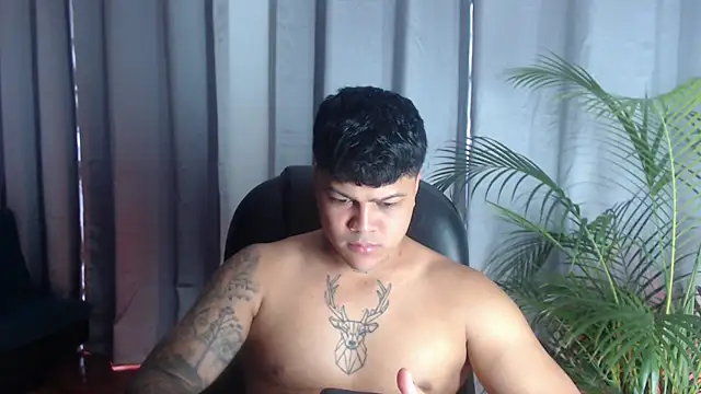Pedro x777 online show from June 25, 4:01 pm