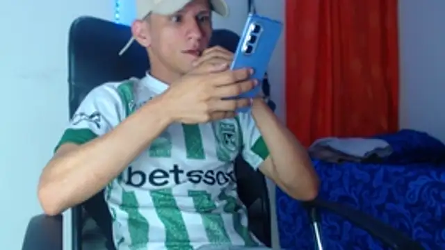 alejandro stone12 online show from March 25, 11:58 am