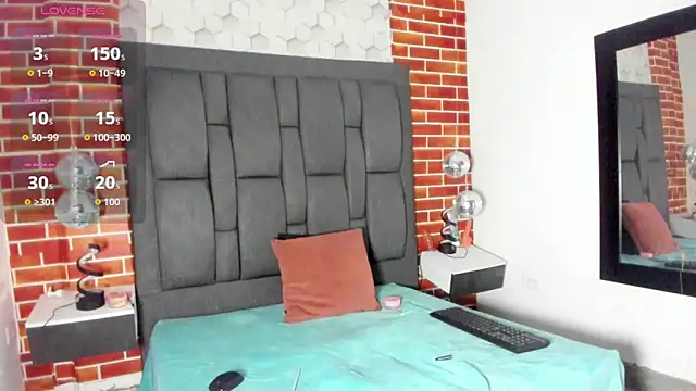 luxuryheavenn online show from May 21, 8:13 pm