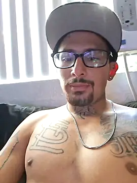 bbyanthony online show from April 6, 10:10 pm