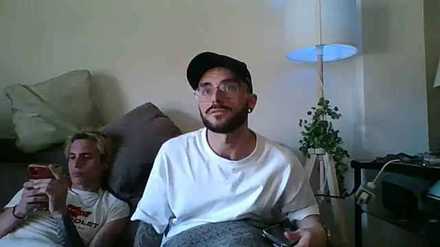 jonan bcn online show from April 6, 1:12 pm