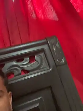 sebsshot18 online show from April 29, 6:14 pm