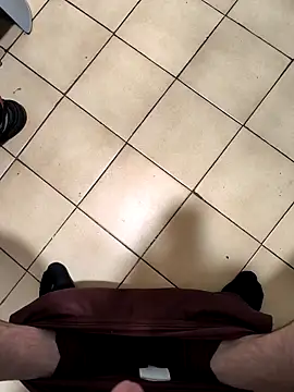 xaviier7777 online show from April 16, 5:07 am