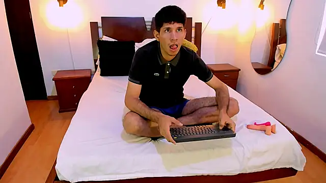Lucas Dream online show from June 20, 12:54 pm