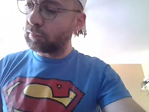 gayboyx77 online show from April 26, 5:21 pm