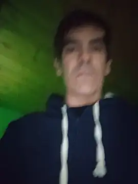 Oskkar43 online show from August 9, 8:31 am