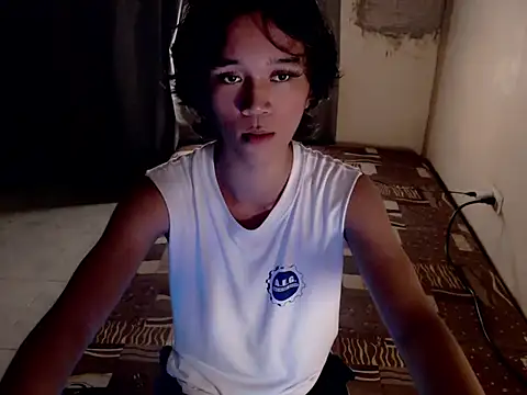 urnaughty paul online show from May 20, 2:45 pm