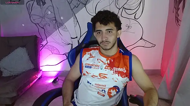 caius bigcock1 online show from May 14, 12:36 pm