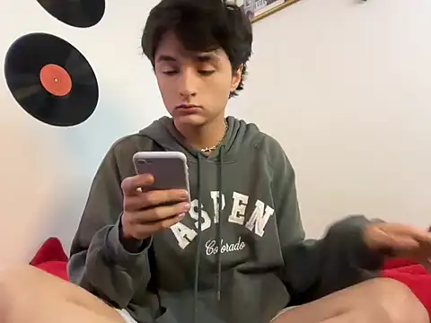 jexian online show from April 30, 4:58 pm