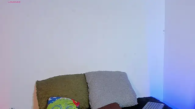  IanLark online show from June 27, 1:41 am