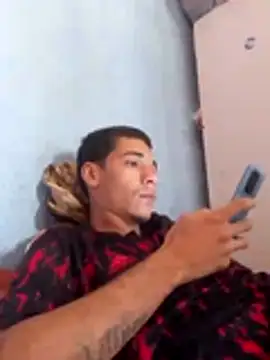 danielcometudo online show from April 22, 12:32 pm