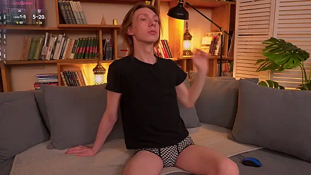 Daniel Schmidt online show from July 18, 6:19 am