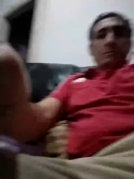 Alejandro83bsf online show from May 26, 9:22 pm