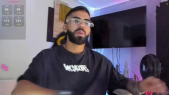  kameron9811 online show from July 18, 4:30 am