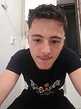 denysio89 online show from July 10, 9:38 pm