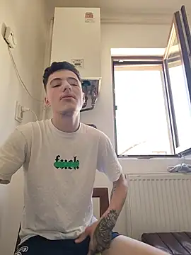 denysio89 online show from June 8, 8:26 am