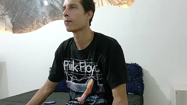 cameronsilverman online show from June 15, 9:07 pm