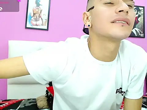 Alexx bigcockk  online show from April 30, 8:57 pm