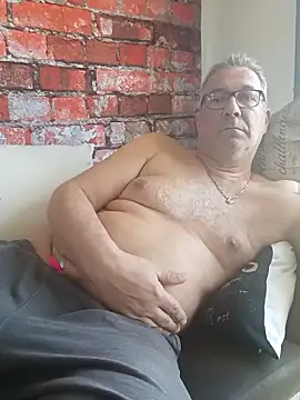 Soloyan online show from March 25, 3:05 pm