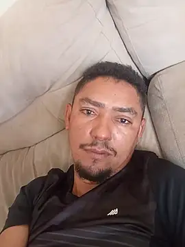 Adriano12s online show from May 3, 3:37 pm