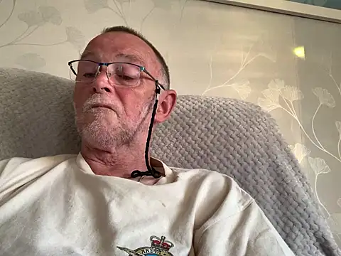 Moonraker64 online show from July 11, 7:27 pm