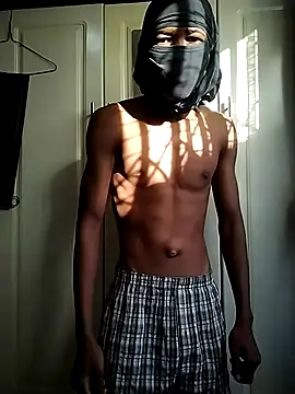 Pussydigger101 online show from May 7, 1:55 pm