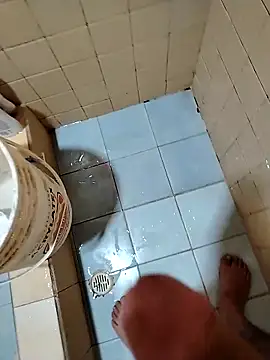 Suvergon online show from May 9, 8:10 pm