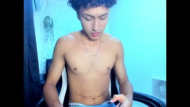 Dark badboy1 online show from May 9, 7:26 pm