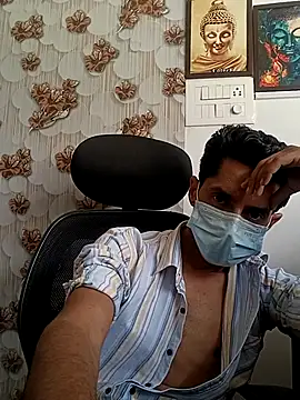 BlackkCrab online show from June 7, 9:38 am