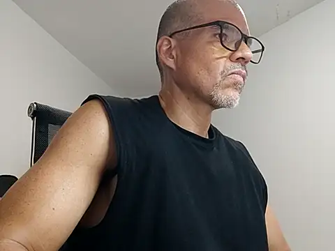 Gaceru01006 online show from June 25, 12:35 am