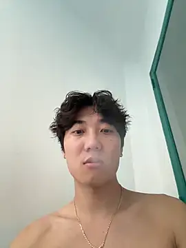 YourBadboy718 online show from June 21, 10:43 am