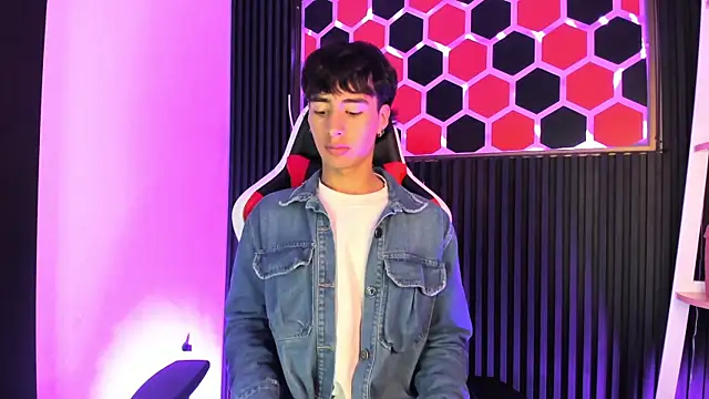 SantyFoxxs online show from May 30, 3:39 am