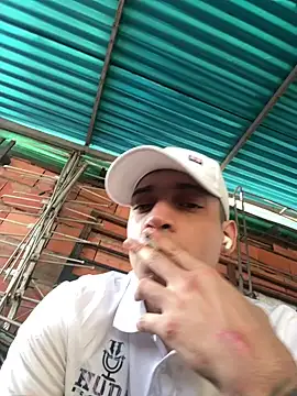 kevinhotbe online show from May 24, 9:54 pm