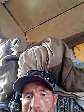 Jonyyer online show from June 18, 8:36 pm