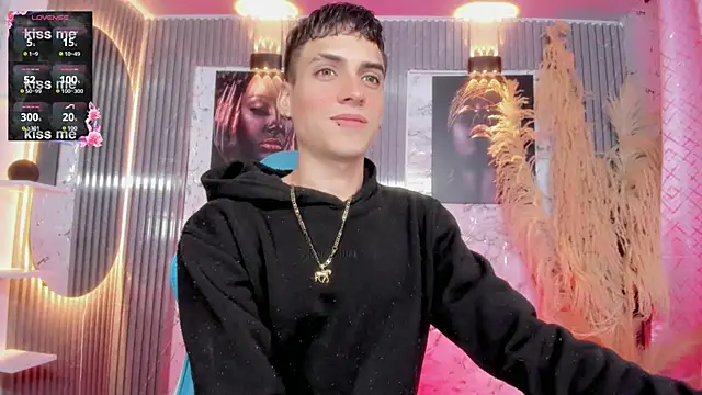 latino boyy  online show from June 4, 9:26 am