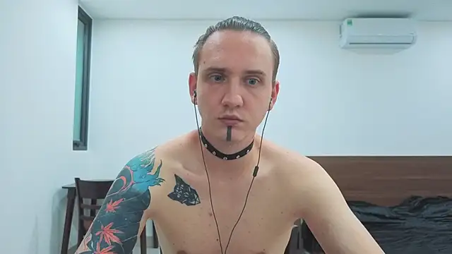 Silent Stitch online show from July 14, 2:05 am