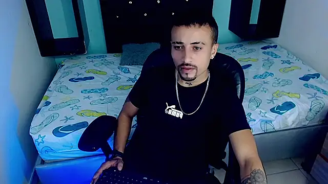  anthony32 online show from May 29, 1:43 pm