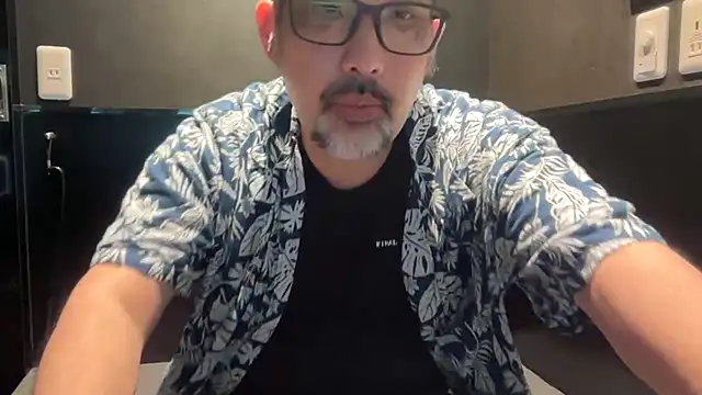 komadanaoki online show from June 22, 8:09 am
