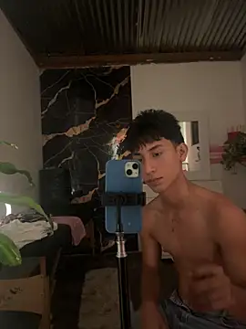 JAnthony 8 online show from June 6, 11:44 pm