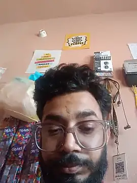 Desindianbull69 online show from June 11, 4:21 am