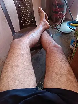 Desindianbull69 online show from June 18, 4:58 am