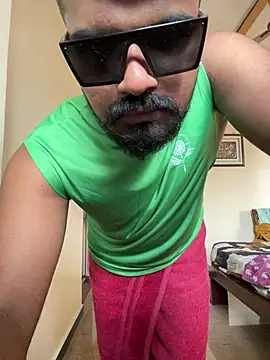 vinay1018 online show from July 2, 3:05 am