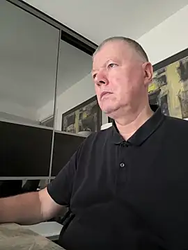 cumboy online show from December 1, 11:24 am